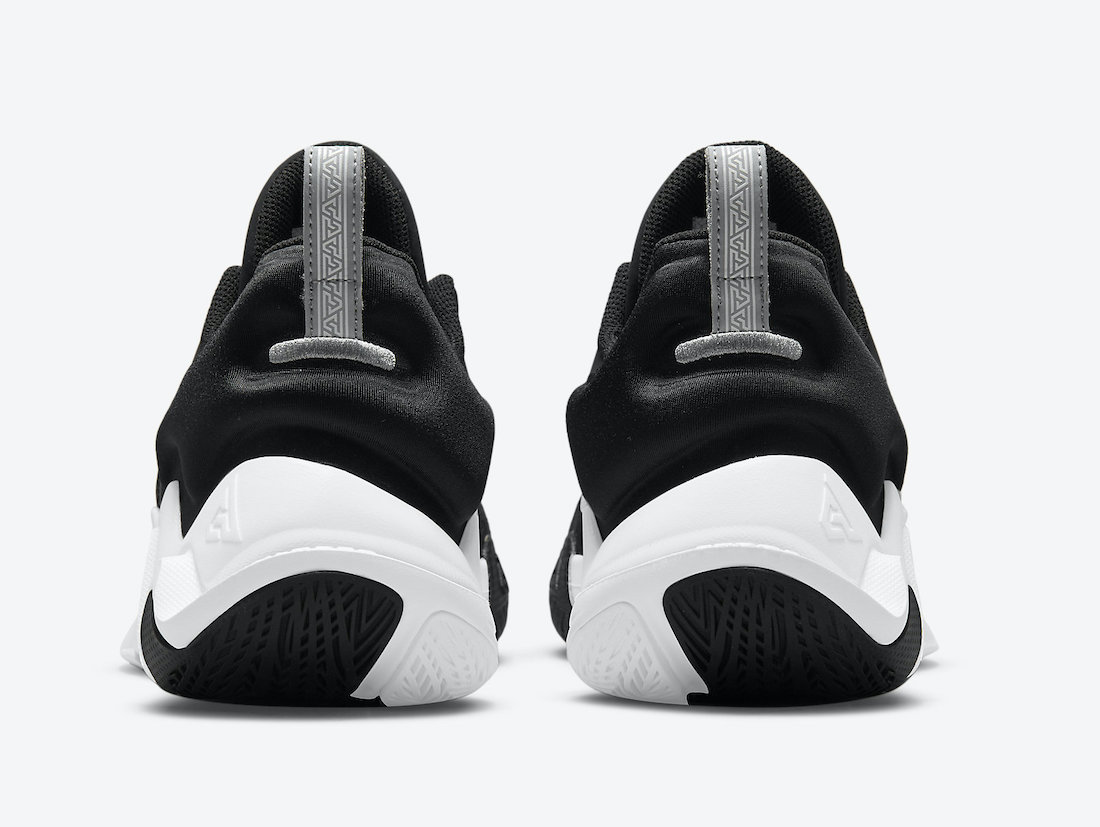 Nike Giannis Immortality Black White